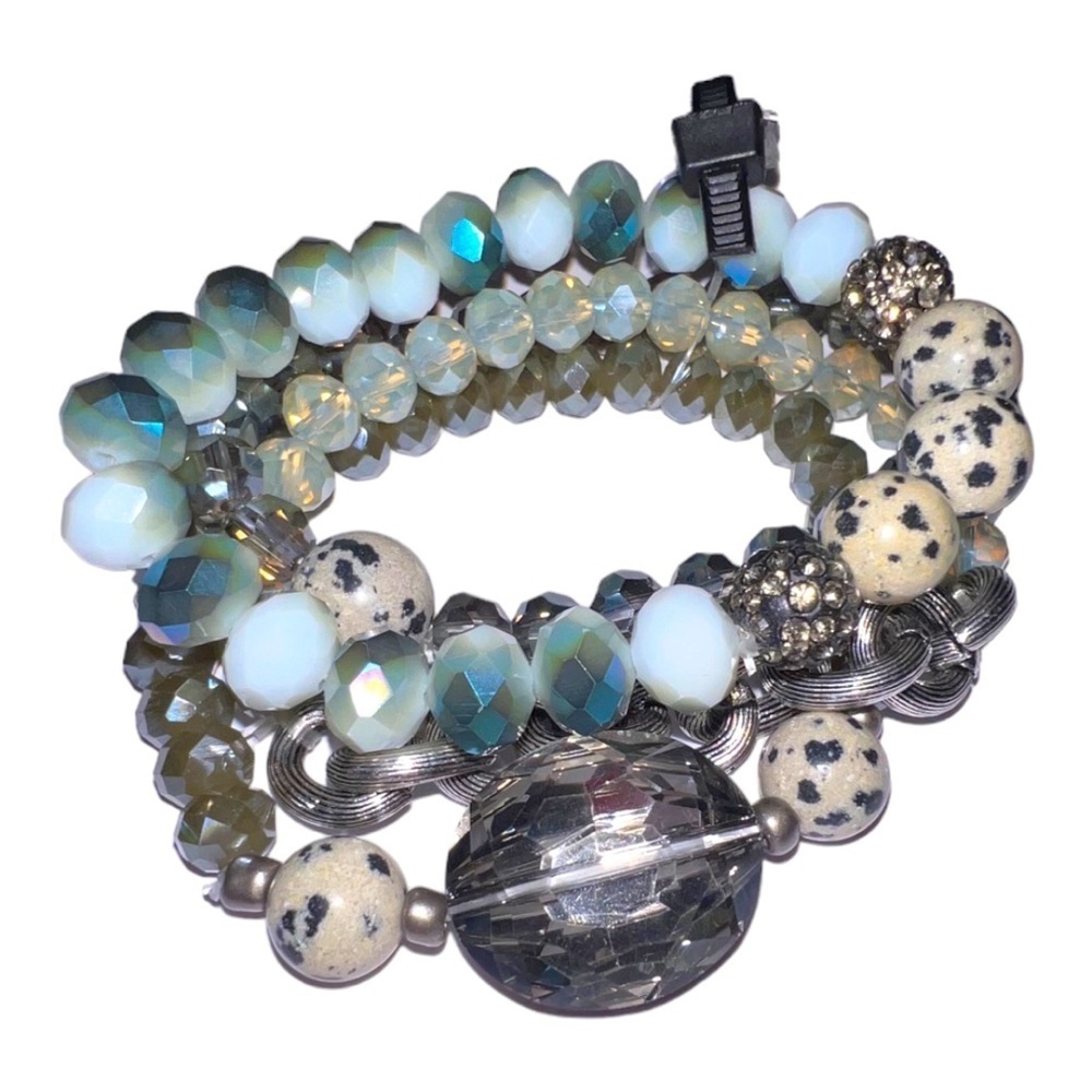 Four Strand Multicolored Speckled Beads & Silver Chain Link Gem Bracelet. - Picture 4 of 4